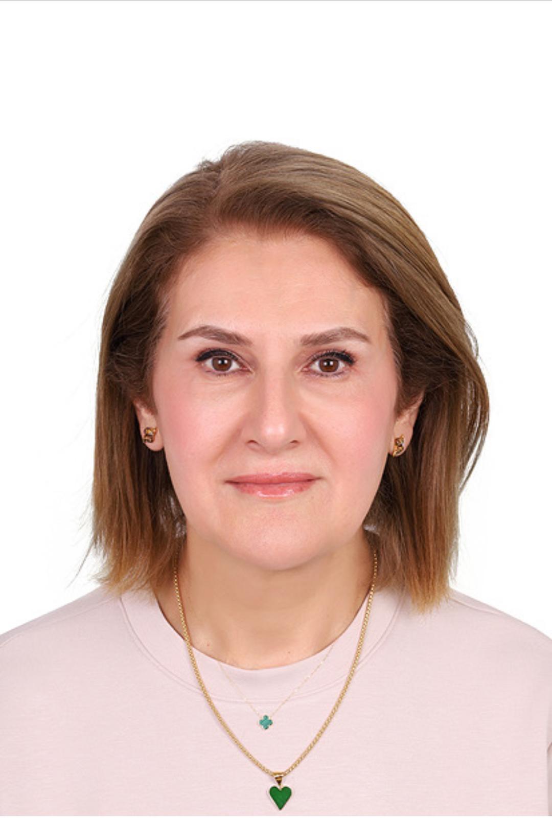 Dr. Lina Baco